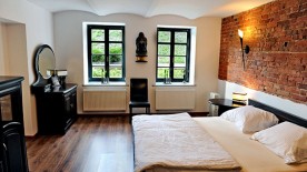 Apartament 4